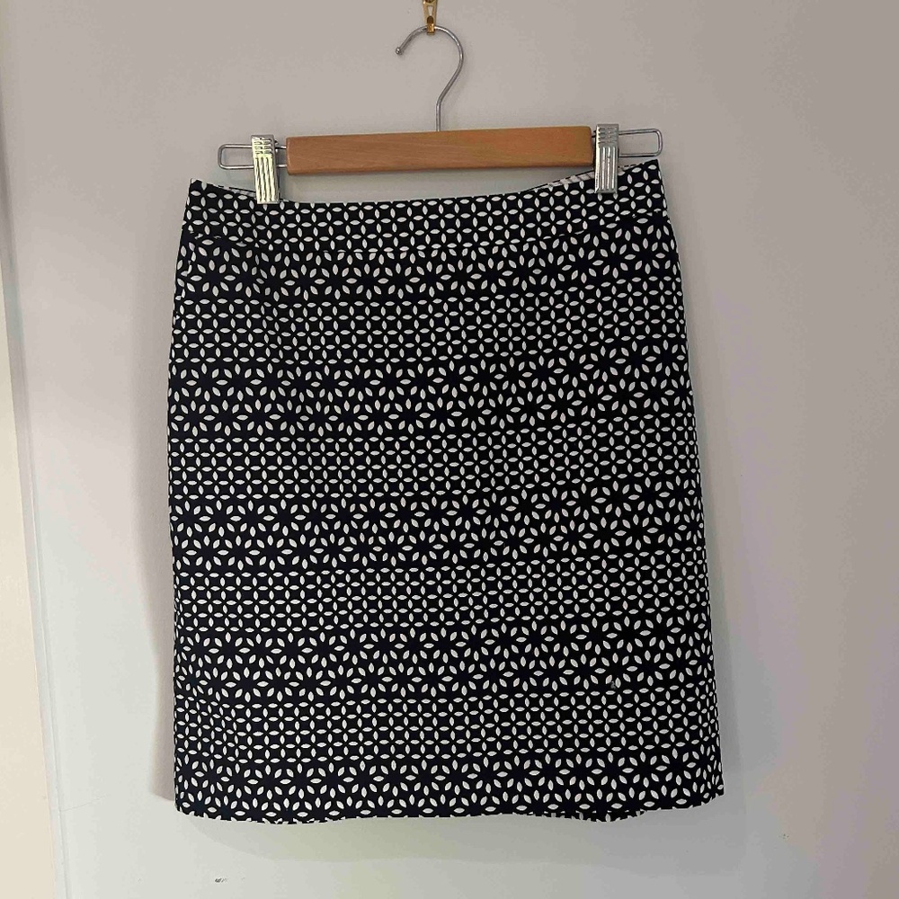 Brooks Brothers Sz 4 Skirt